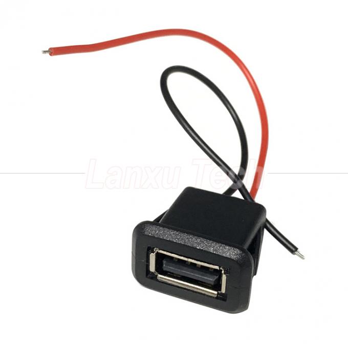 Αδιάβροχο καλώδιο καλωδίου USB τύπου A για LED λαμπτήρα παιχνιδιού 6